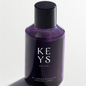 New in box exfoliator. 2.29OZ